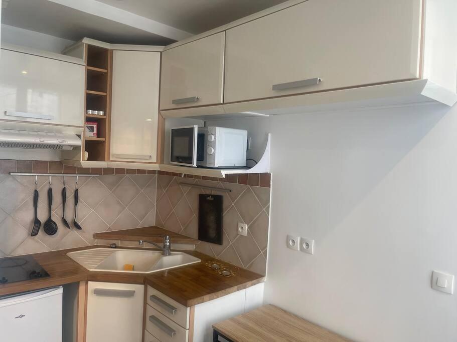 Super Appartement T2 Proche De Tour Eiffel Parijs Buitenkant foto